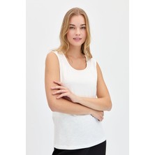 Desen Triko Kadın Sıfır Yaka Flamlı Kumaş Basic Askılı T-Shirt KMY24086 Ekru