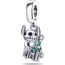 Fubena Stitch ve Kalesi Sallantılı 925 Ayar Gümüş Charm