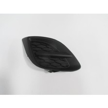 Bzt Mazda 2- Hb- 12/14; Sis Lamba Kapağı Sağ Sis Deliksiz (Tyg) DR6250C11