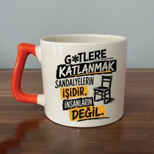Mor Mürekkep G*tlere Katlanmak Sandalyelerin Işidir Turuncu Kulplu Prime Mizahi Hediyesi Bardak Kupa Fincan Mug