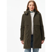 Lacoste Kadın Relaxed Fit Kapüşonlu Haki Mont