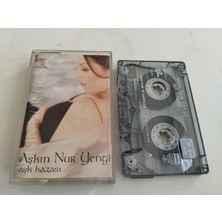 Plakperest Aşkın Nur Yengi – Aşk Kazası - 1999 Türkiye Basım  2. El Kaset Albüm