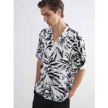 LC Waikiki Ekru Slim Fit Kısa Kollu Desenli Erkek Gömlek