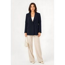 Lili Woman Kadın Kruvaze Lacivert Blazer Ceket – Çift Düğmeli, Cep Kapaklı P.3982L