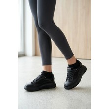 Shoetek Wersa Kadın Sneakers  Bağcıklı Spor Ayakkabı Siyah Deri