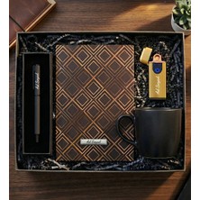vegahediye v vega 10 Adet Kişiye Özel Dokunmatik Sarı USB Çakmak & Roller Kalem & Gold Kareli Defter & Siyah Kupa Premium Hediye Seti
