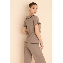 Çağrı Homewear Fransız Yaka Fiyonklu Gipeli Pijama Takımı