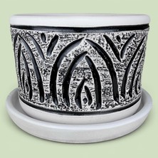 AdenArtpottery Toprak Saksı Beyaz Siyah Desenli Delikli El Yapımı Dekoratif Altlıklı Saksı 20*15 cm