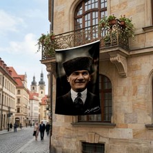 Punto Dizayn Gülümseyen Mustafa Kemal Atatürk Portresi Poster Bayrak Premium Raşel Kumaş ATA65
