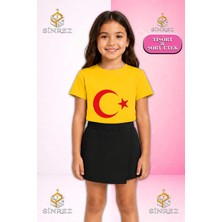 Sinrez Kız Çocuk Takım Ay Yıldız Kırmızı Baskılı Kısa Kol Tişört Şort Etek