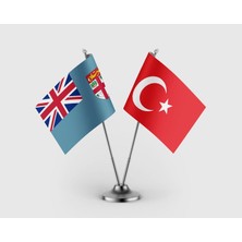 Punto Dizayn Fiji Bayrağı ve Türkiye Bayrağı İkili Saten Masa Bayrağı Takımı