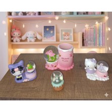 Ayder Online Satış Flamingo Kalemlik ve Kuromi, Tom, Hello Kitty Kar Küresi 4'lü Set