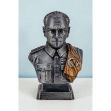 Hunga Ulu Önder Mustafa Kemal Atatürk Büst