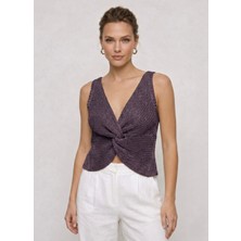 Neden Tekstil Twist Knot Detaylı Premium Kadın Triko Bluz – V Yaka Örgü Dokulu Şık Crop Tasarım