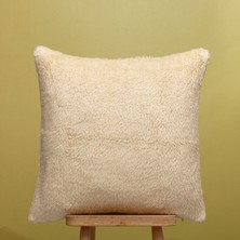 Nisanur Terzi Krem Peluş Dekoratif Kırlent Kılıfı Yumuşak Dokulu Modern Tasarım