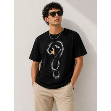 Marsilyan- Erkek Kuğu Figürlü Soru Işareti Baskılı Tişört Kısa Kol T-Shirt - Siyah