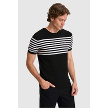 U.S. Polo Assn. Erkek Slim Fit Bisiklet Yaka Siyah Triko Tişört 50325115-VR046