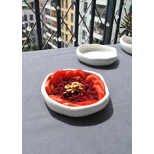 Qualitev 2 Adet Porselen Kıvrımlı Mini Fırın Kabı Küçük Boy Sunum Tabak Meze Salata Tabağı 14 cm Asimetrik