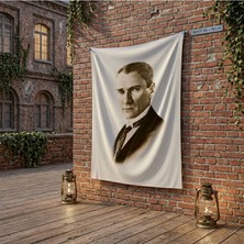 Punto Dizayn Kravatlı Takım Elbiseli Gazi Mustafa Kemal Atatürk poster Bayrak Raşel Kumaş 100x150 cm ATA31