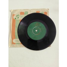 Plakperest Semiramis Pekkan – Samanlık Seyran Olur - 1968 Türkiye  Basım 45LIK Plak-2.el