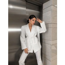 Solena Kadın Beyaz Blazer Ceket Düğmeli Uzun Kollu