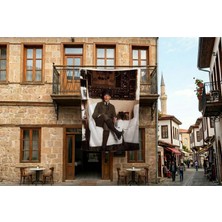 Punto Dizayn Atatürk Odasında Çalışırken Poster Bayrak Premium Raşel Kumaş 300X450CM ATA57