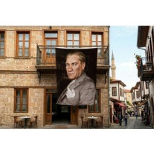 Punto Dizayn Mavi Gözlü Ulu Önder Mustafa Kemal Atatürk Poster Bayrak Premium Raşel Kumaş 300X450CM ATA56