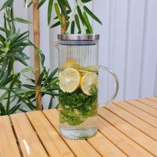 1500ML Metal Kapaklı Borosilikat Cam Yağlık & Sürahi – Şık, Dayanıklı ve Sağlıklı Saklama Çözümü (9cm x 23CM)