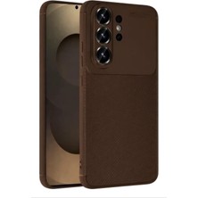 Prime - ile Uyumlu Galaxy S26 Ultra Için Kamera Korumalı Darbe Emici Karbon Fiber Desenli Kapak - Kahverengi