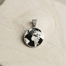 Ebrar Silver Gümüş Dünya Kolye Ucu 925 Ayar Gümüş Mat Dünya Figürlü Unisex Kolye Harita Kolye Ucu