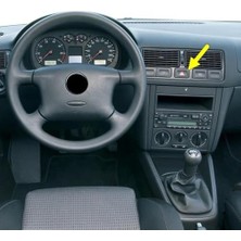 Kırmızı Üçgen Dörtlü Flaşör Düğmesi 1J0953235J Vw ile Uyumlu 1999-2005