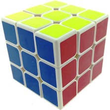 Vuralsin38 Beyaz Zemin Üzeri Renkli Zeka Küpü 3X3X3-6,8 cm