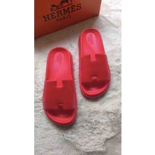 Hermes Paris Model H Logolu Kalın Tabanlı Kadın Kırmızı Terlik