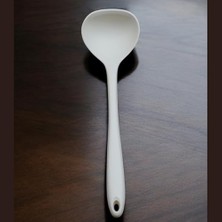 Mabelme Silikon Çorba Kepçesi - 29,5 cm Krem Renkli Özel Seri