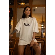 Lune Store Unisex Bisiklet Yaka Baskılı Oversize T-Shirt - Beyaz