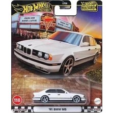 Hot Wheels Premium Boulevard '91 BMW M5 Metal Gövde ile Detaylı Tasarım 118 Ölçek Koleksiyonluk