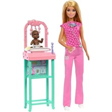 Barbie Bebek Doktoru Kariyer Oyun Seti - Çıkarılabilir Kıyafetler ile Pembe Desenli 1 Adet JCR72