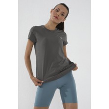 Tommy Life Basic Kısa Kol Standart Kalıp O Yaka Kadın T-Shirt Koyu Gri 97144