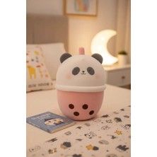 Miniso Lisanslı Panda Sütlü Çay Peluş Oyuncak – Yumuşak Uyku Arkadaşı ve Dekoratif Figür 37 cm