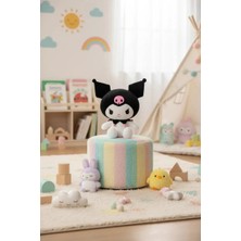 Miniso Sanrio Lisanslı Kuromi Peluş Oyuncak 25 cm – Oturan Yumuşacık Sevimli Tasarım