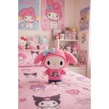 Miniso Sanrio Lisanslı My Melody Citywalk Serisi Ayakta Duran Peluş Oyuncak – 28 cm