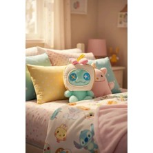 Miniso Disney Lilo & Stitch Lisanslı Peluş Oyuncak 23 cm – Parti Serisi Şapkalı Oturan Yumuşacık Tasarım