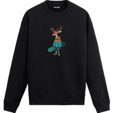 Colermi Snowboard Tahtalı Geyik Baskılı Sweatshirt