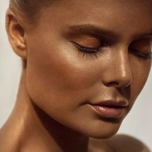 Defne Store Mr And Mrs Tannie Güneşsiz Bronzlaştırıcı 24 Saat Nem Veren Yüz Serumu 75ML