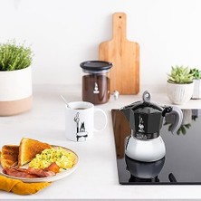 Defne Store - Indüksiyon Siyah: 4 Cups Ocak Üstü Espresso Pişirici - 150ML - Alt Hazne: Dış Paslanmaz Çelik Iç Alüminyum - Patentli Güvenlik Valfi - Indüksiyon Ocak Türleri Için Uygundur