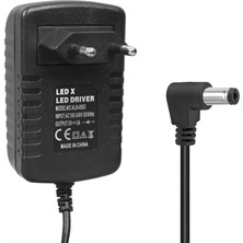 Xtechnx Powermaster PM-16737 5 Volt - 3 Amper 5.5*2.5 mm Uçlu Plastik Kasa Adaptör