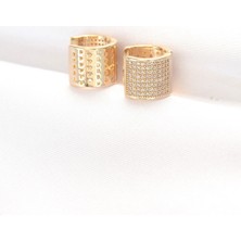 Uravas Store Pirinç Gold Renk Taşlı Minimal Küpe
