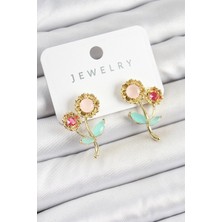 Uravas Store Pirinç Renkli Zirkon Taşlı Papatya Model Gold Renk Kadın Küpe