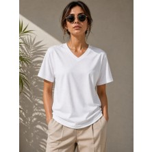 Moda Loris V Yaka Basic Tişört Kısa Kol Yazlık Regular Fit T-Shirt - Beyaz