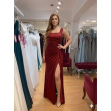 Gökkuşağı Moda Bordo Kare Yaka Üst Inci Taşlı Likralı Drapeli Göbeği Kamufle Eden Uzun Abiye Elbise